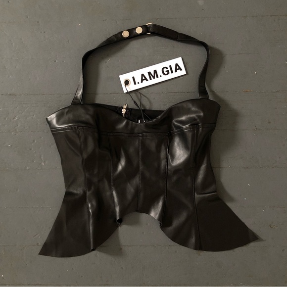 I.AM.GIA Tops - 🖤i am gia top🖤